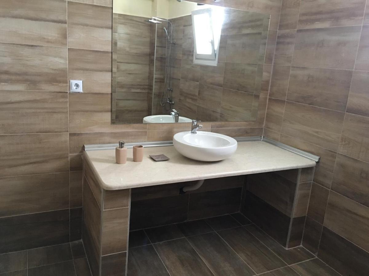 Modern House Guest House อาฟิโตส ภายนอก รูปภาพ