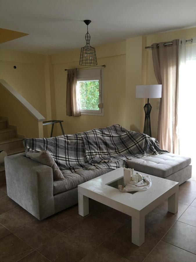 Modern House Guest House อาฟิโตส ภายนอก รูปภาพ